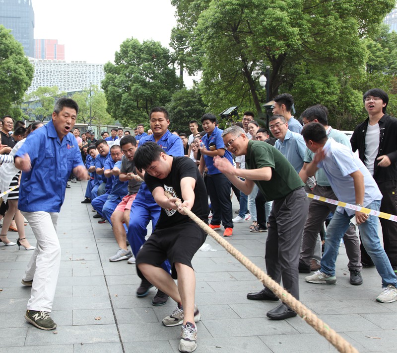 拔河比賽拉開第十二屆浙農金秋文化節(jié)序幕